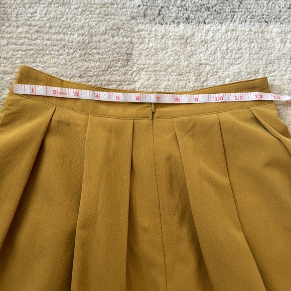 NWOT A-line midi skirt, knee length, color mustard, size S - Picture 4 of 5